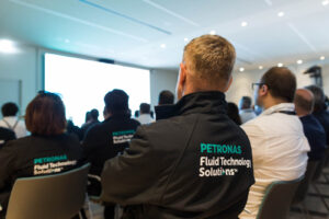 La formazione con Petronas è online